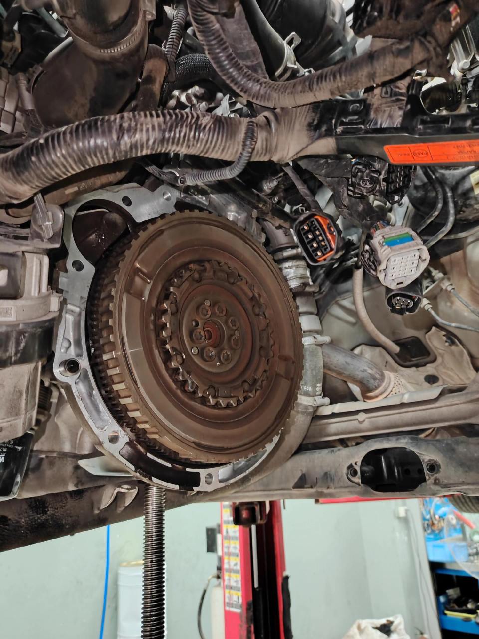 拖车到店一台18款现代领动1.