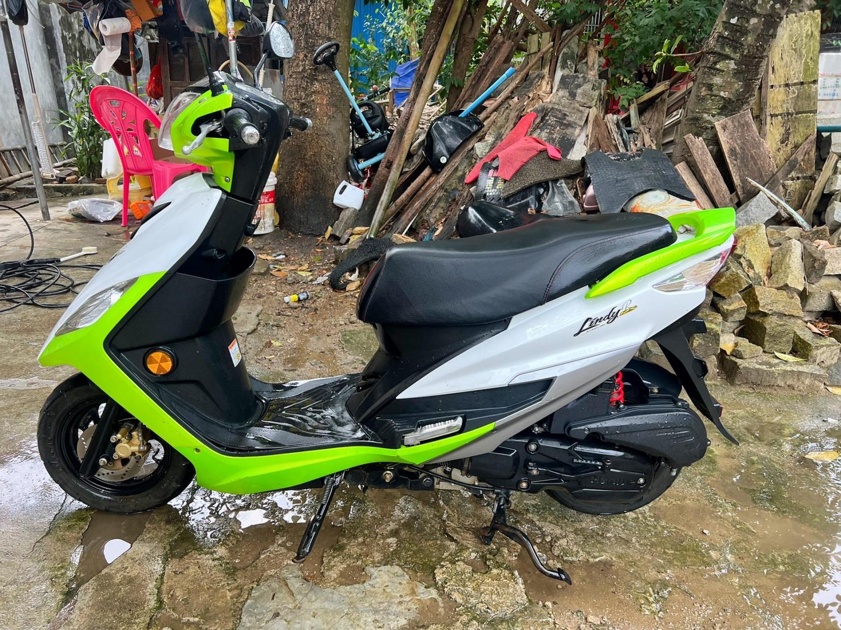 豪爵电喷 灵迪125  型号:hj125t