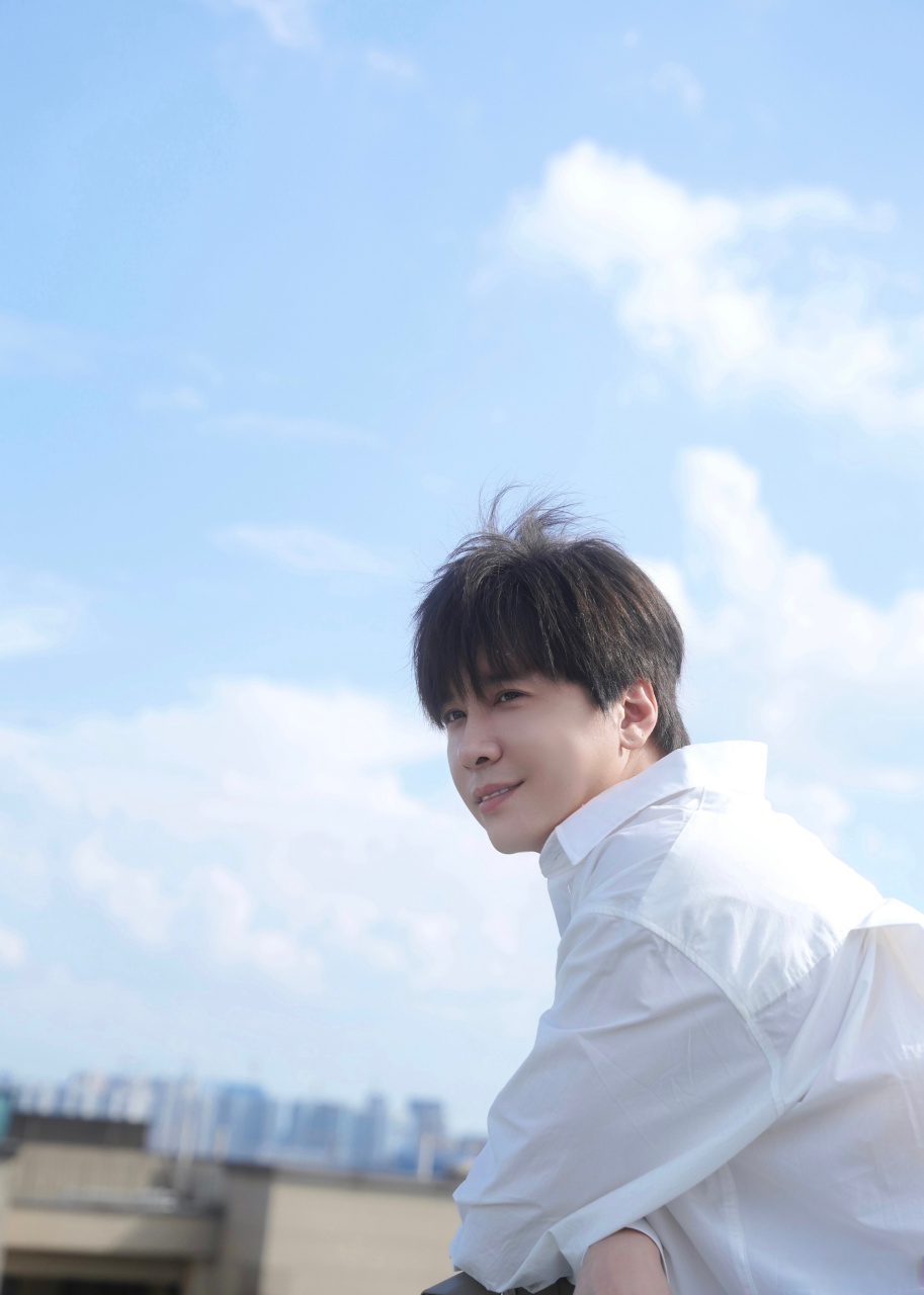 这样的蓝天谁不爱#晒出美好生活##李享生活##李智楠