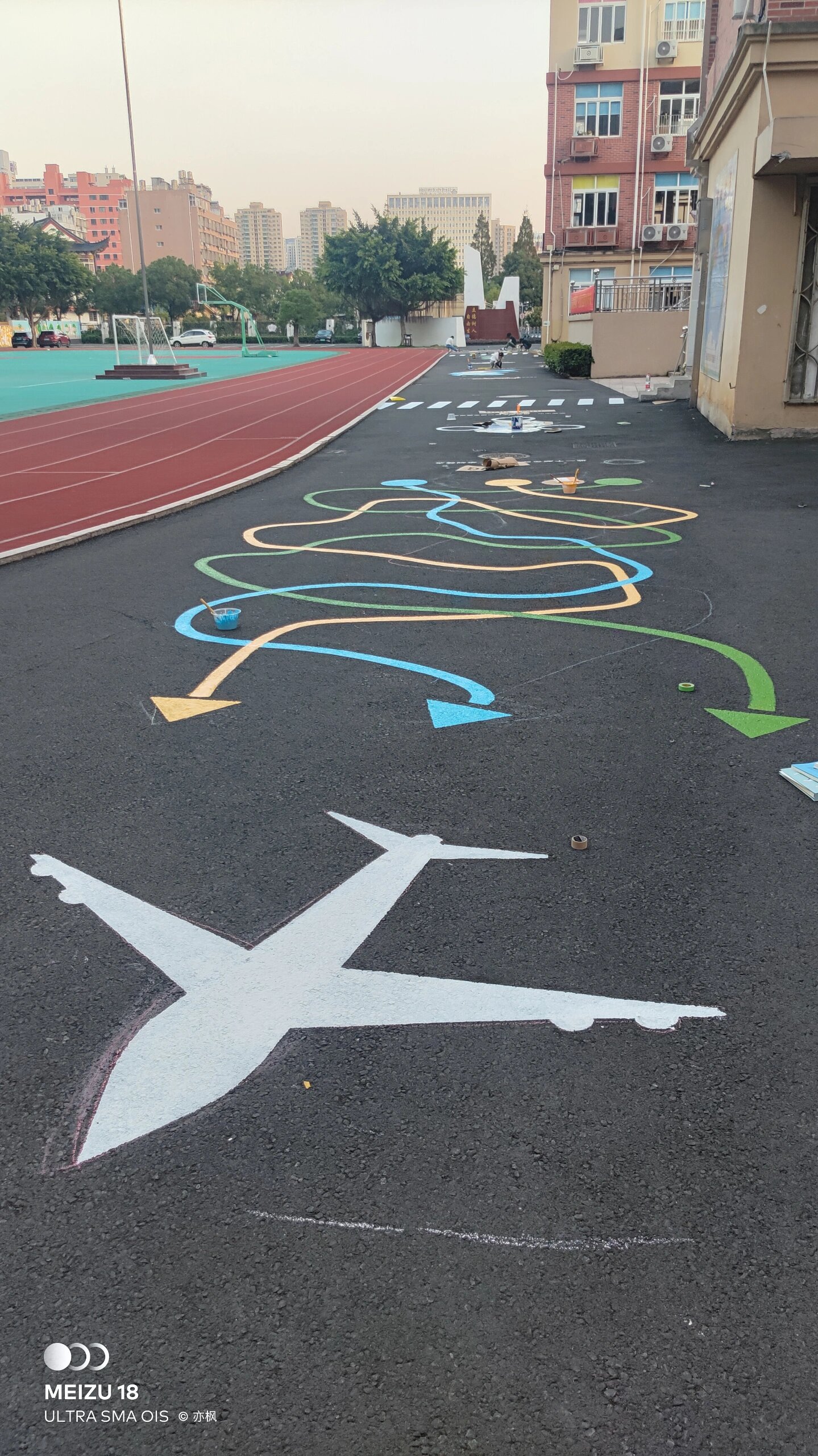 【地绘】画一个小学互动游戏地面①