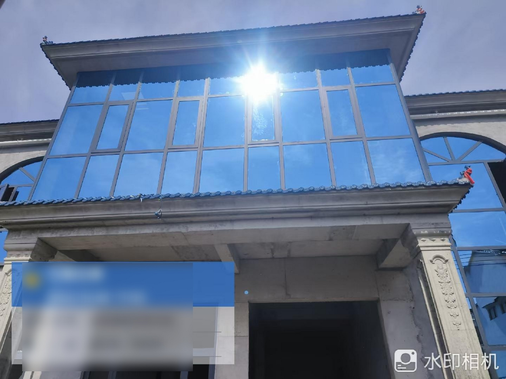 福特蓝镀膜玻璃安装效果农村自建别墅