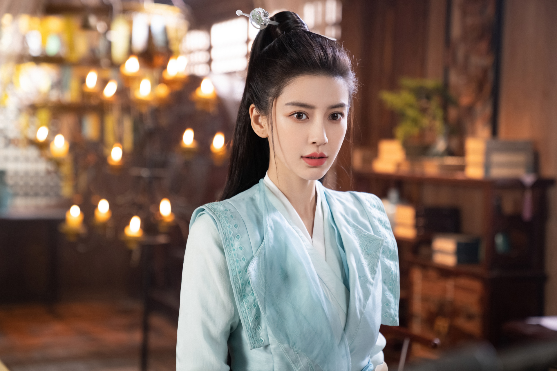 尘缘# 见不到殷殷师姐@angelababy 的第一天,想她[流泪] 听说张殷殷