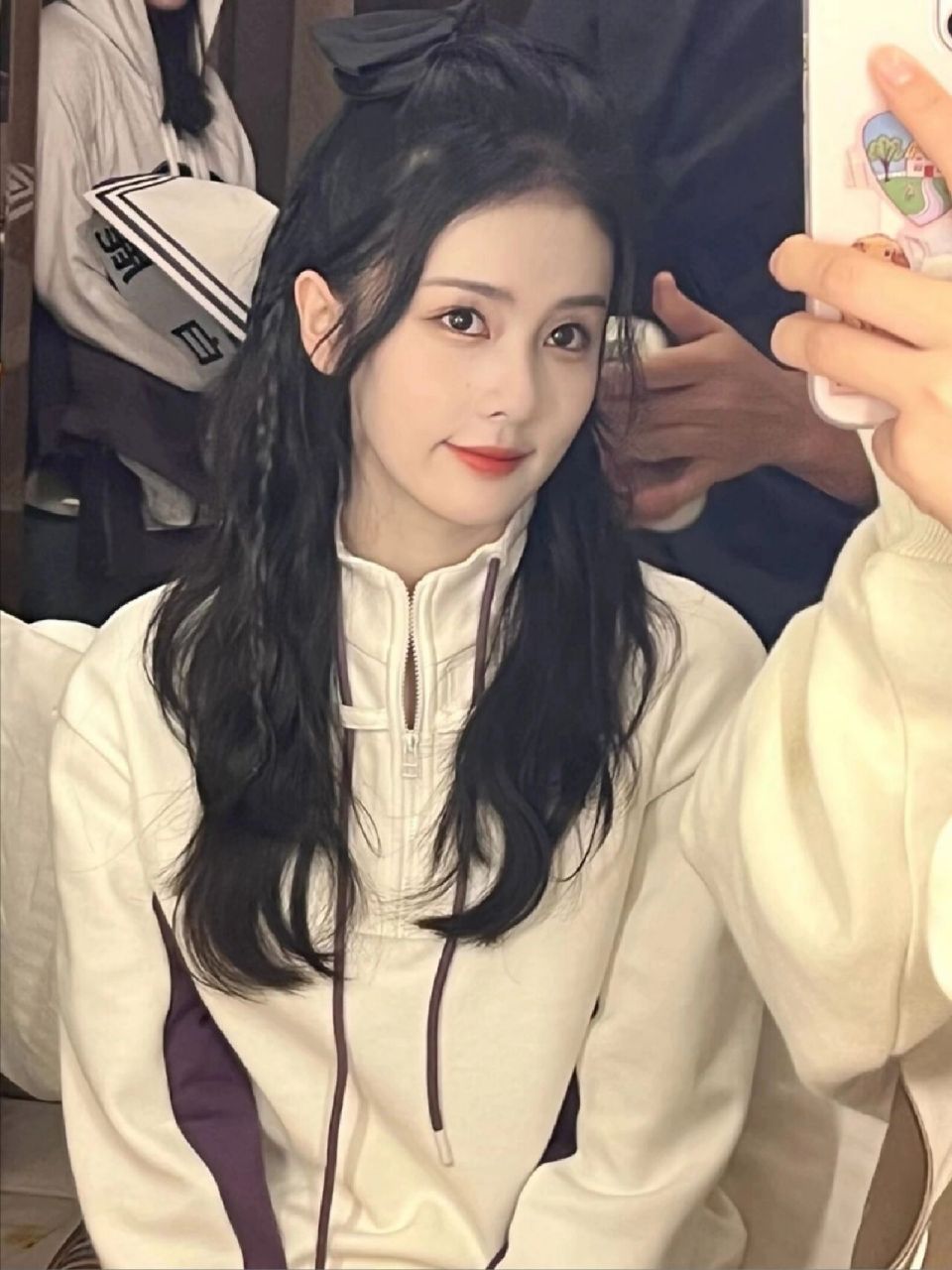 白鹿精美图片 白鹿的精美图片一眼万年的那种啊!哪个人能不喜欢呢