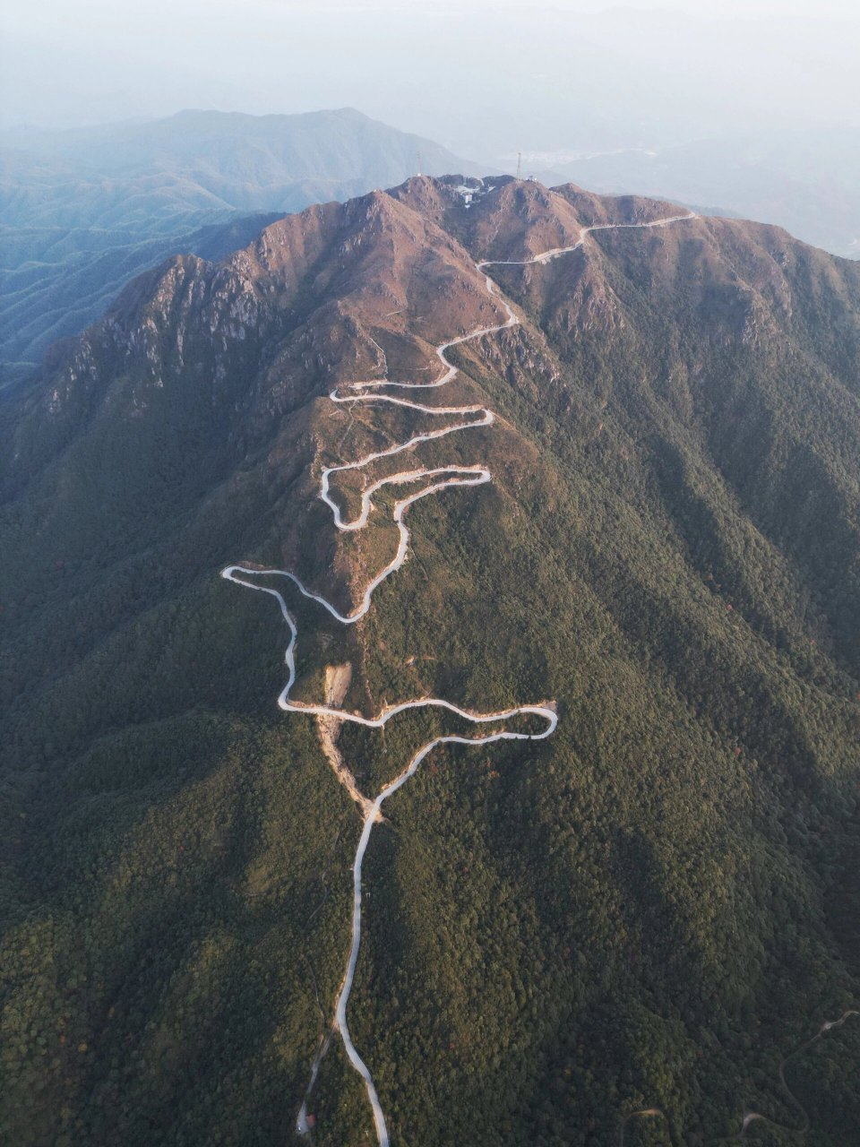 武宣双髻山图片