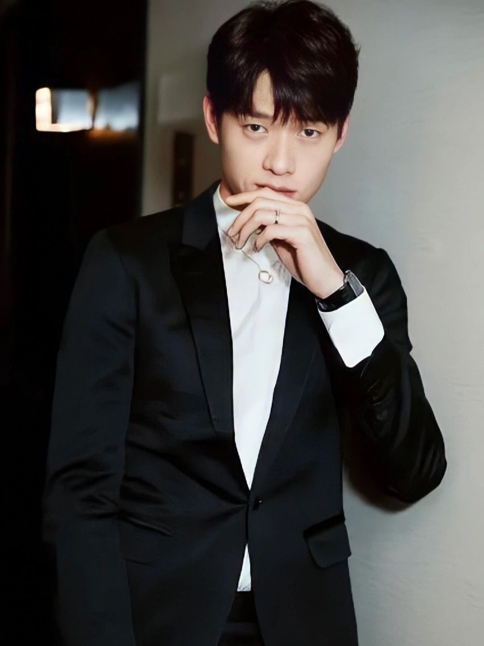 都有一个共同点姐弟恋  魏大勋的三段感情都因为年龄差异而备受瞩目