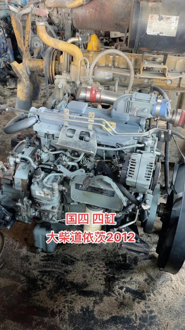 国四 四缸 大柴道依茨2012法士特变速箱 事故车拆解柴油发动机
