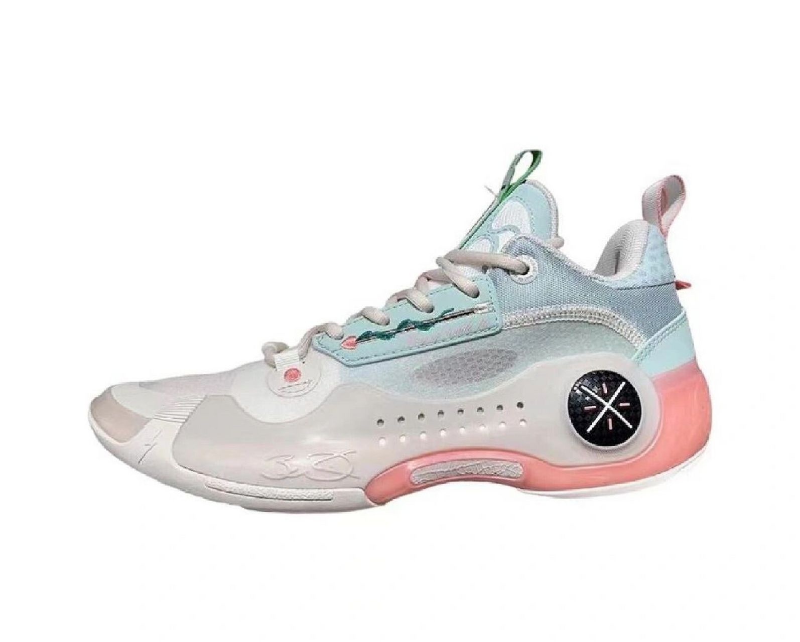 情人节低帮 李宁韦德之道10 情人节低帮实战篮球鞋,2月11日发售哦!