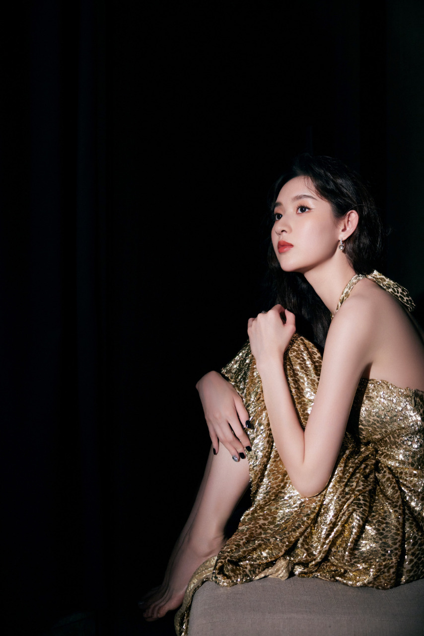 王玉雯,暗夜流光,温柔旖旎,一抹红唇,梦幻唯美