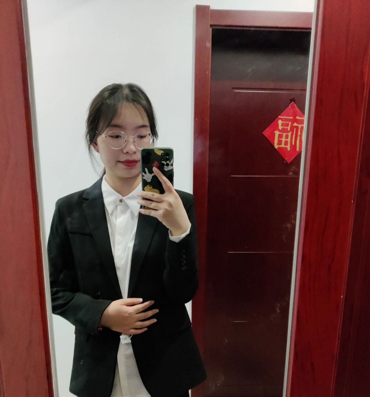 这次终于搞定公务员面试穿搭啦,个人非常满意!