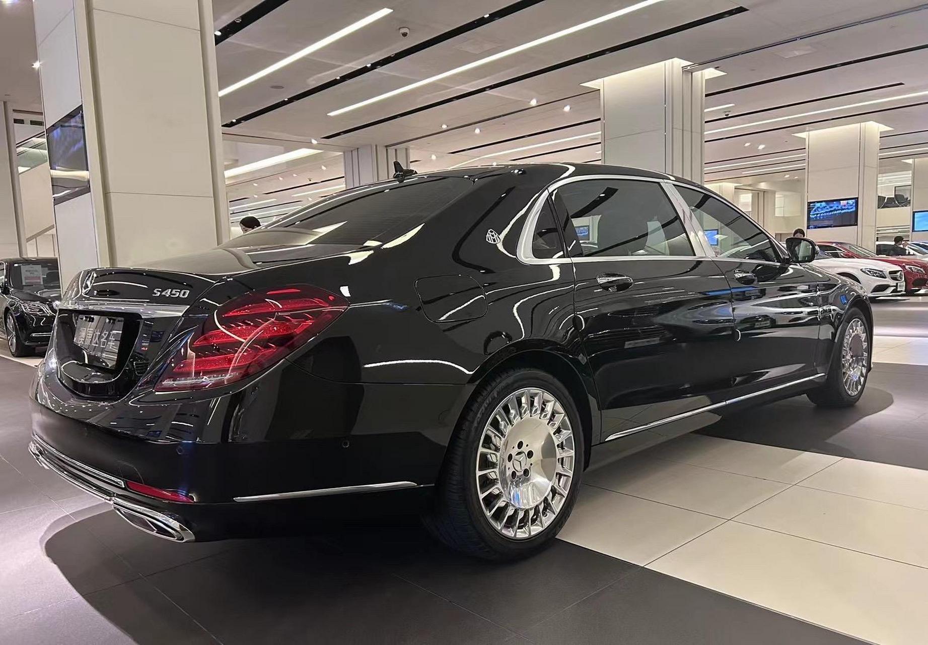 最新上市 2020款 迈巴赫s450 4matic 车价:98.