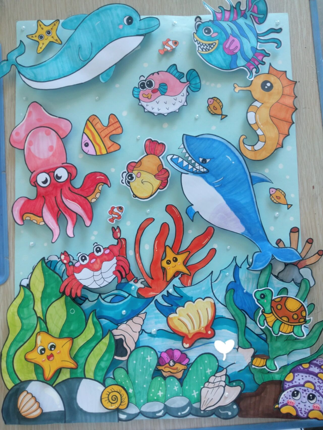海底世界拼贴画可参考