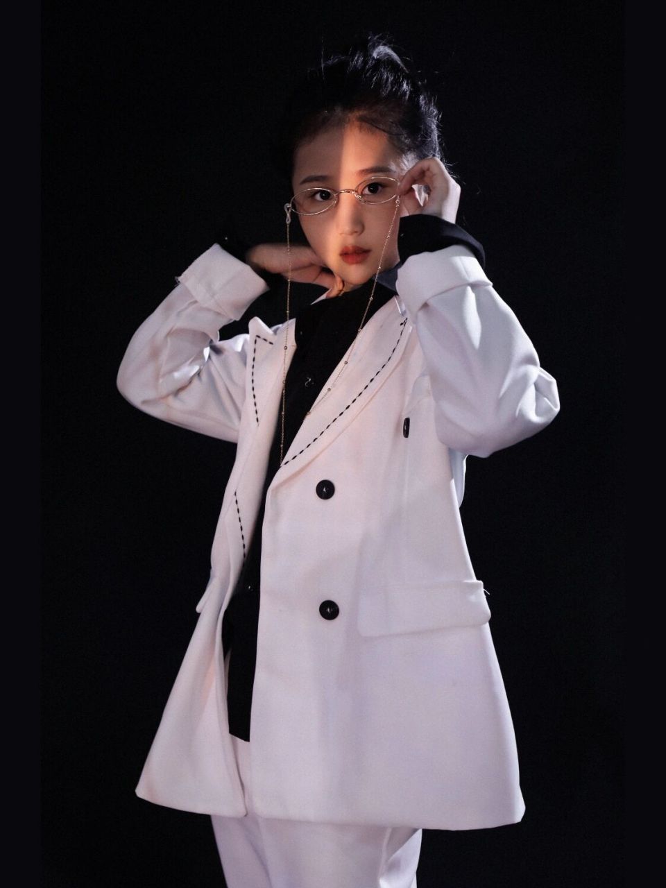 刘艺雯《听闻远方有你》 #刘艺雯最新单曲花絮预告 代表作   等