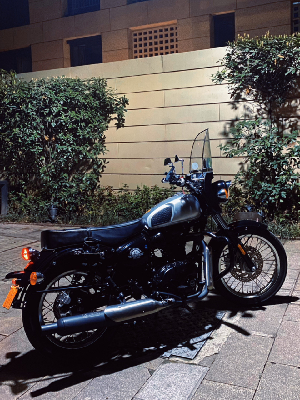 benelli帝国400 日常溜车 穿巷巷