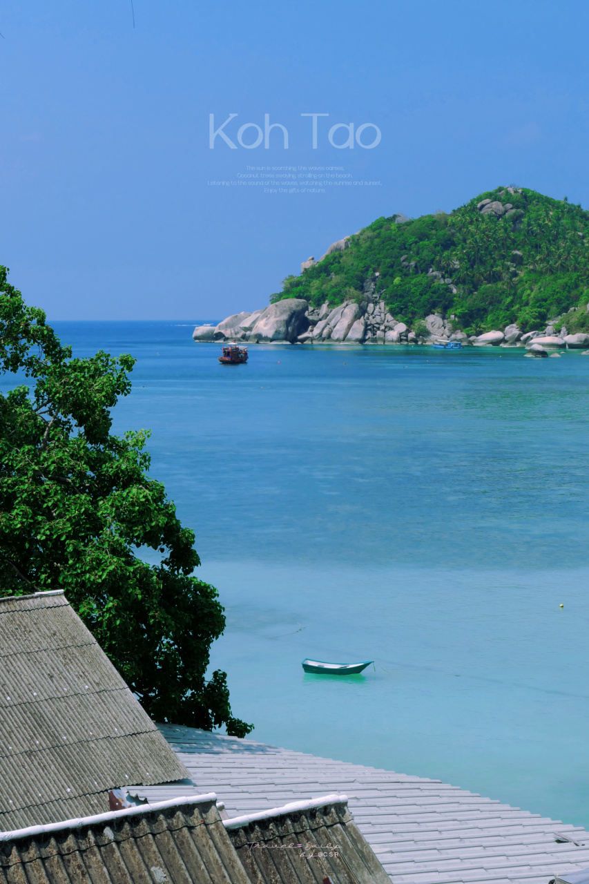 泰国涛岛蔚蓝海一望无际 似乎要延伸至世界的尽头  阳光洒在闪闪发亮