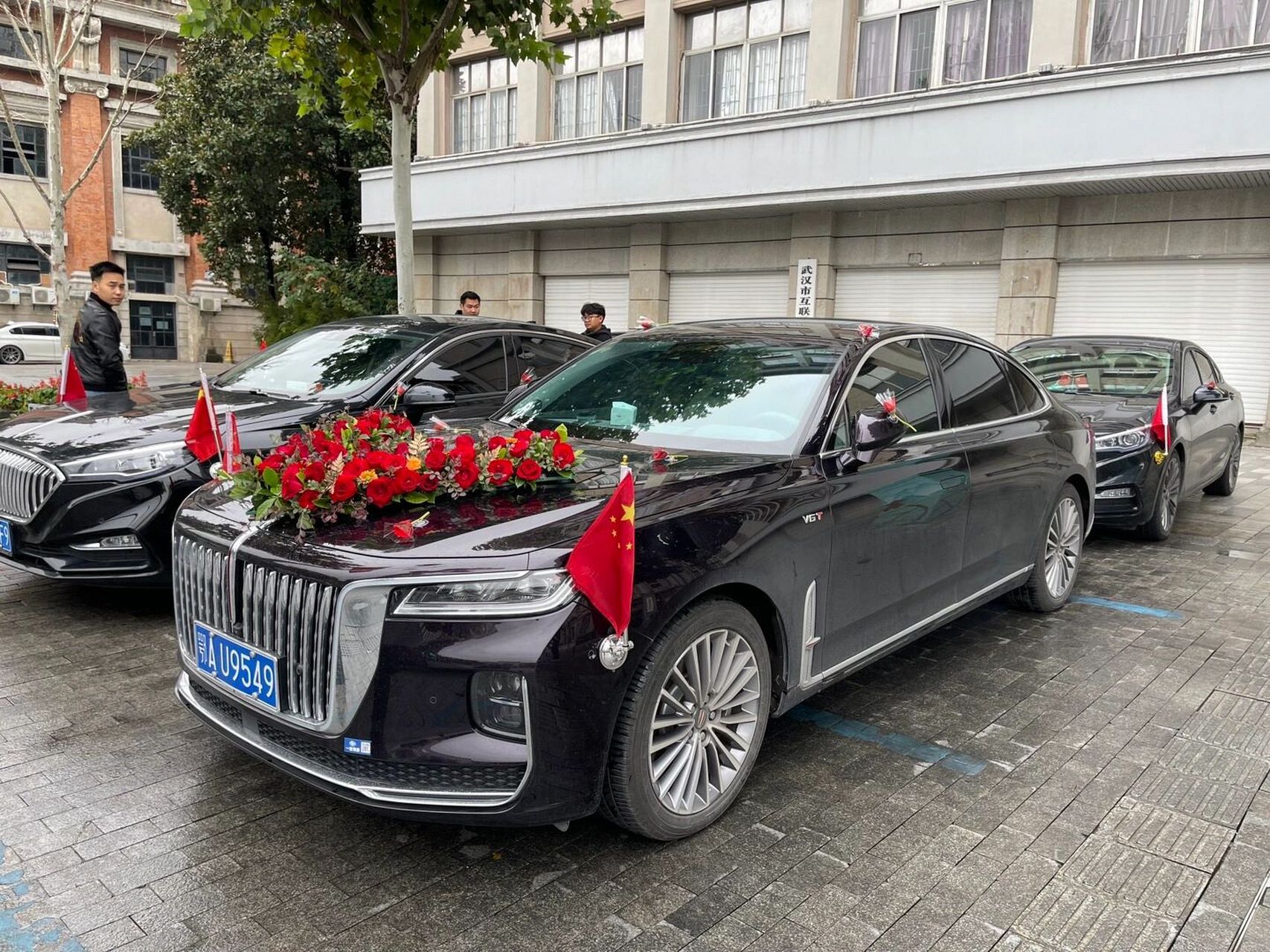 武汉红旗婚礼车队 2022年国庆7天顺利完成91组红旗婚车队任务(不含单