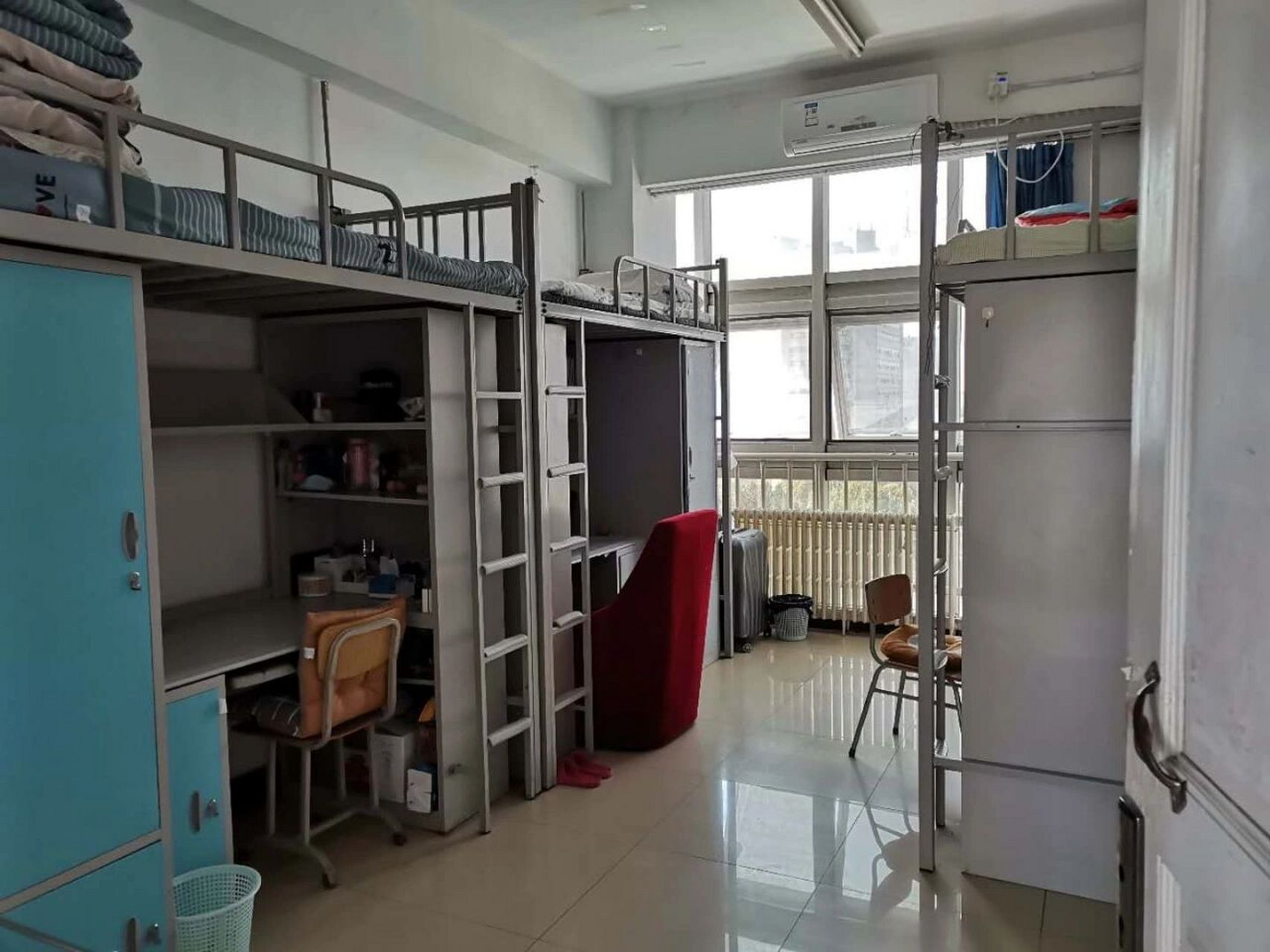 北京轻工技师学院宿舍图片