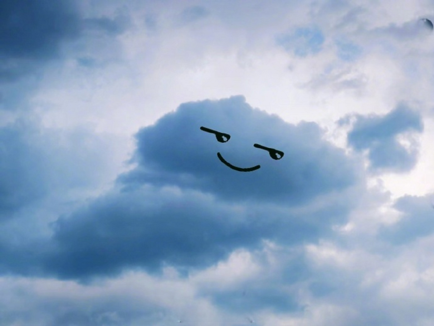 】今天,北京房山天气晴好,蓝天白云令人心旷神