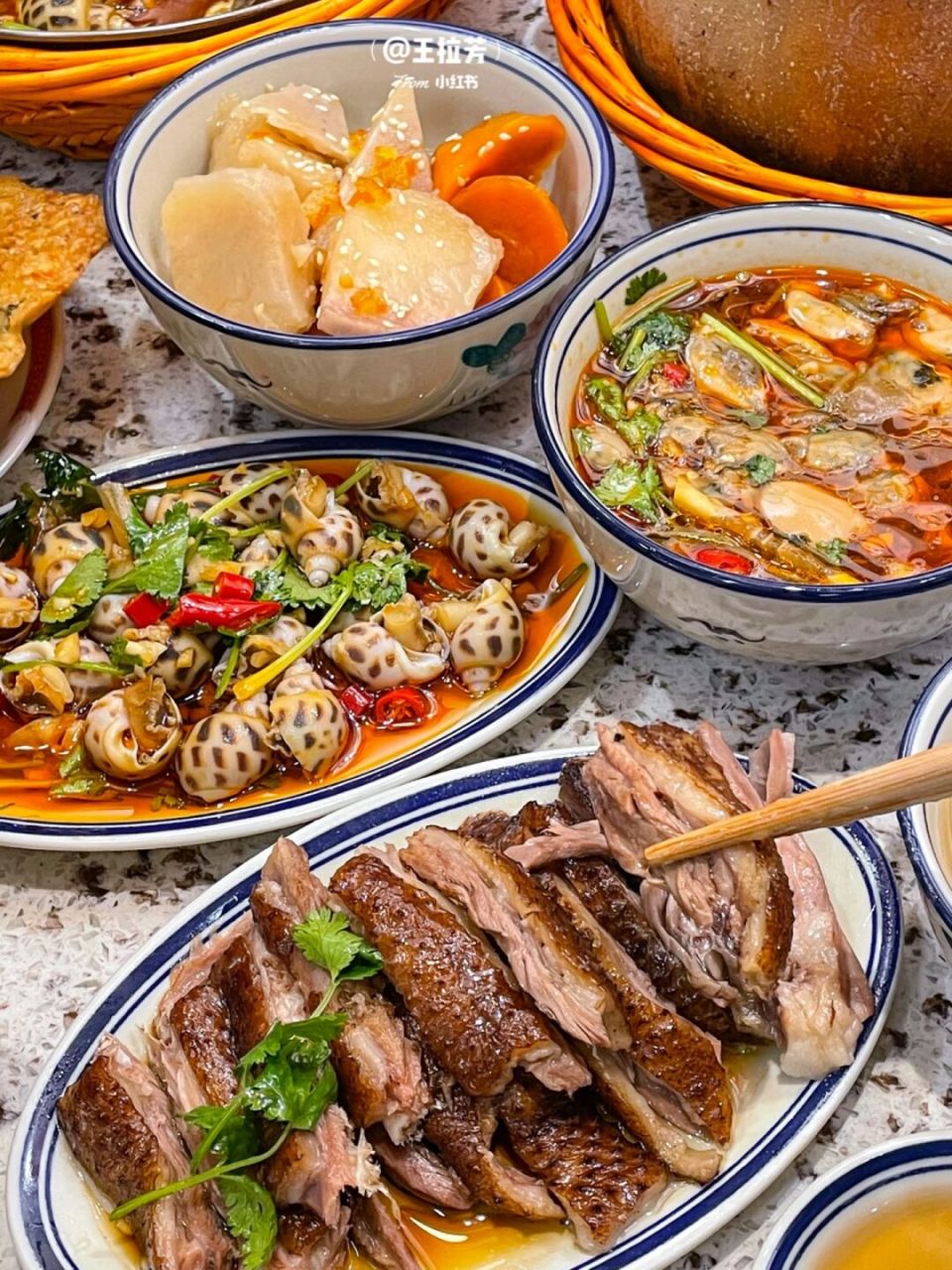 朋友推荐的潮汕大排档 明档选菜,生腌皮皮虾&蚝珠&膏蟹&花螺, 还有