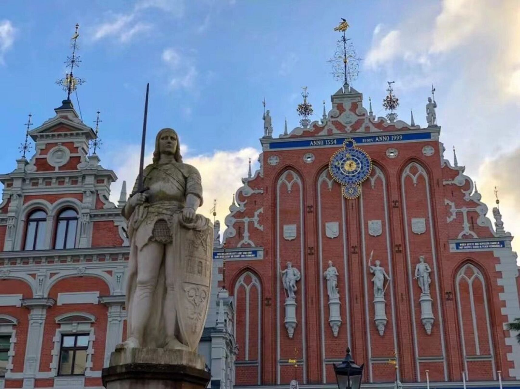 拉脱维亚9797大学介绍,专业及学费一览表 一晃眼就是4月份了,临近