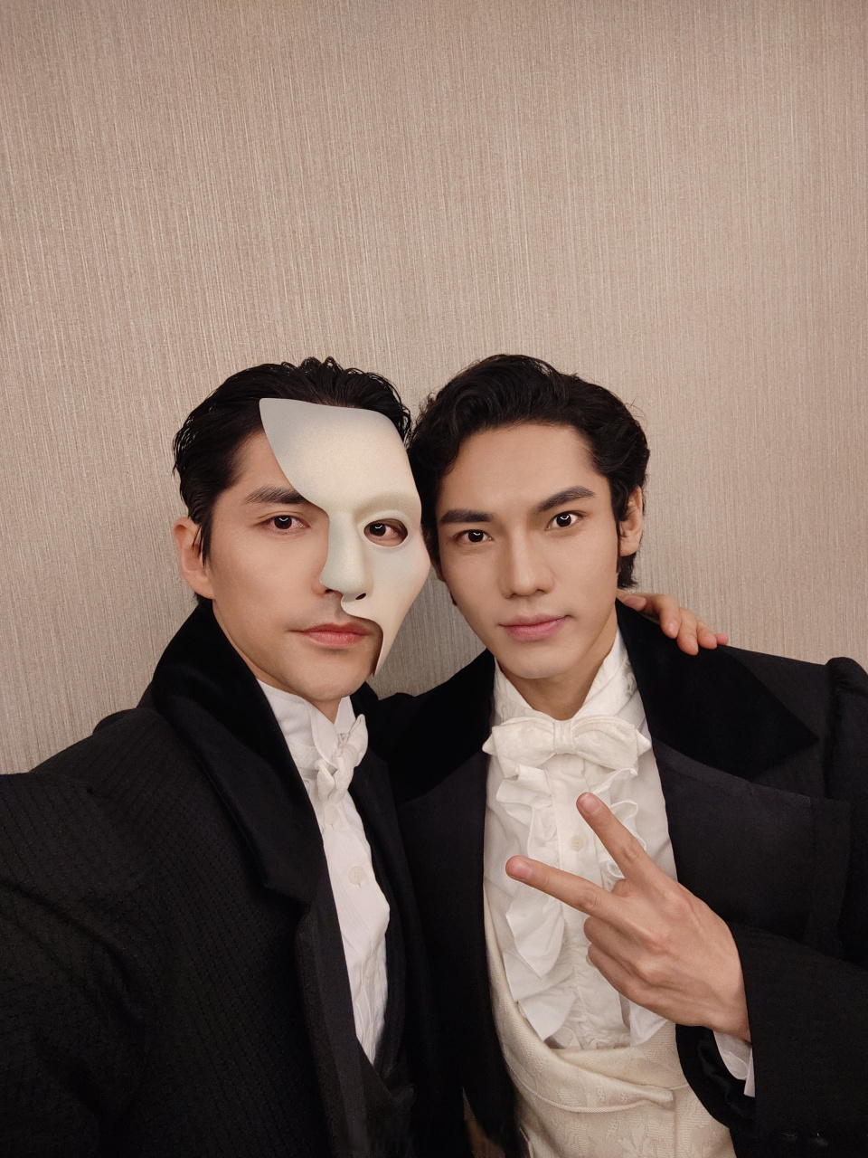 李宸希# 这一顿找照片,希望没有发重 提前祝小小自来卷和朋友们,六一