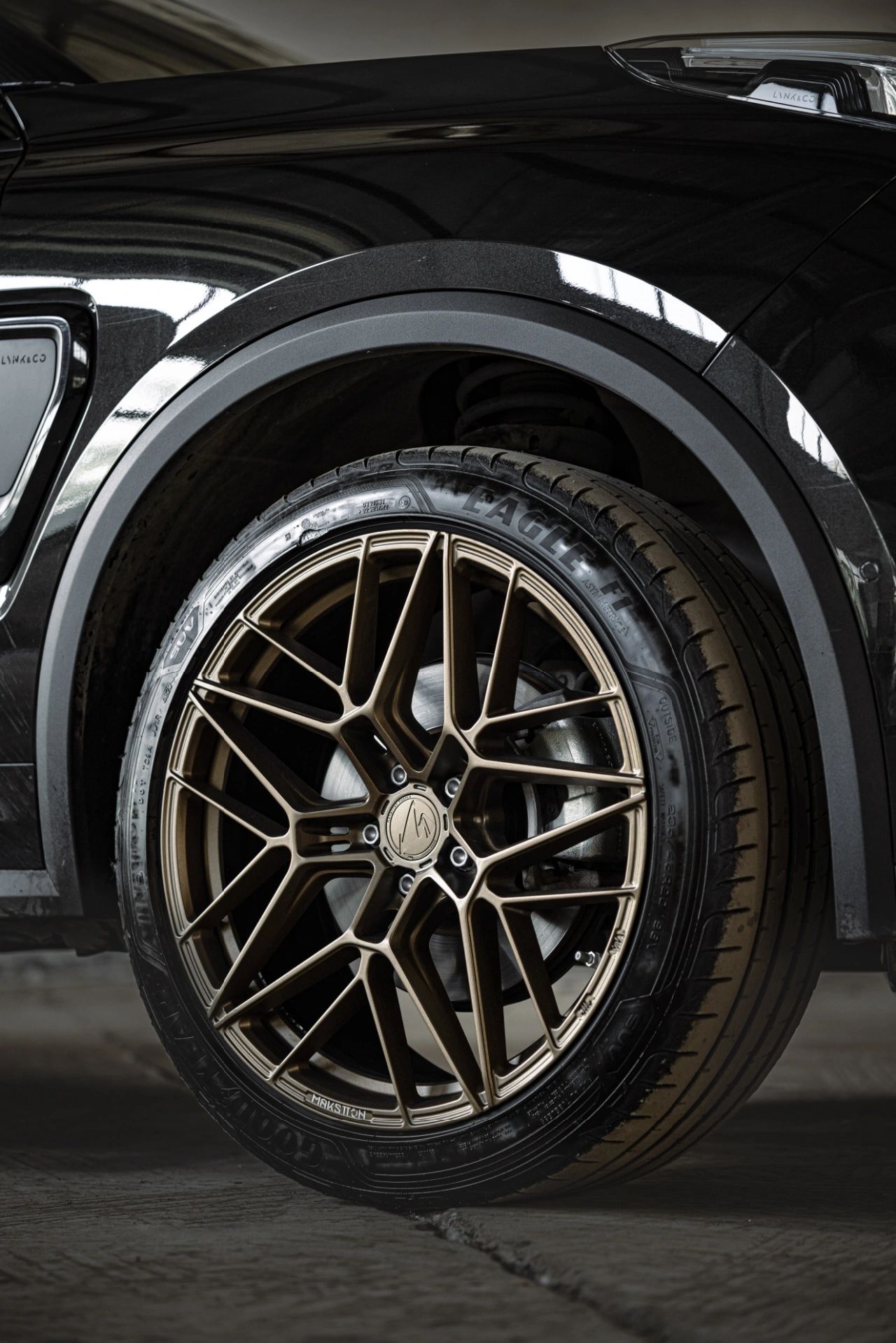 领克01|改装案例和指南分享 作为一个职业改轮毂选手,听说里写攻略会