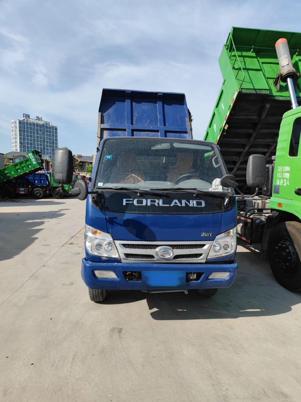 20年福田时代金刚726蓝牌自卸车.