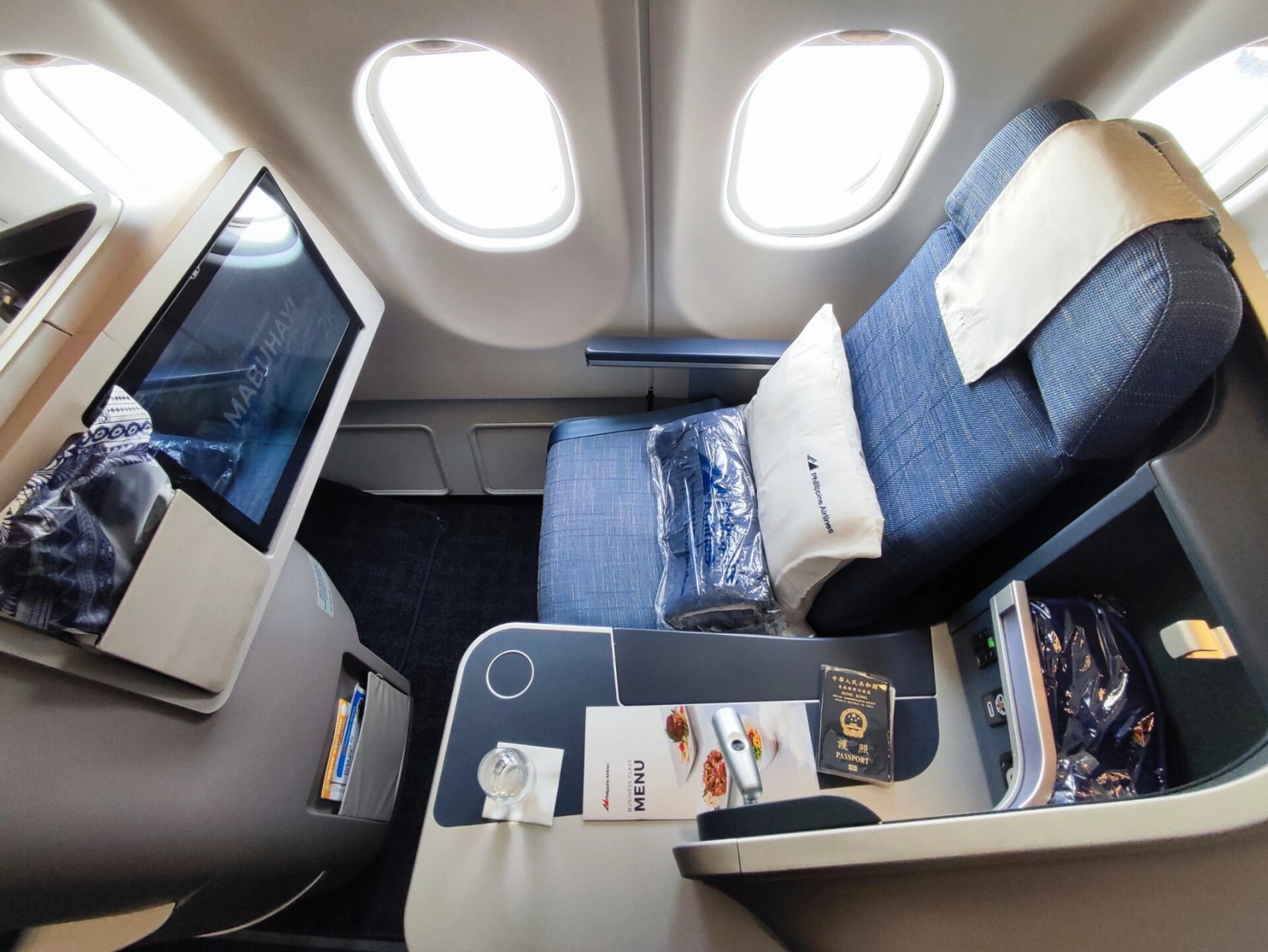 9193菲律宾航空商务舱 | a330香港-迪拜 资深背包客驴友,为菲律宾