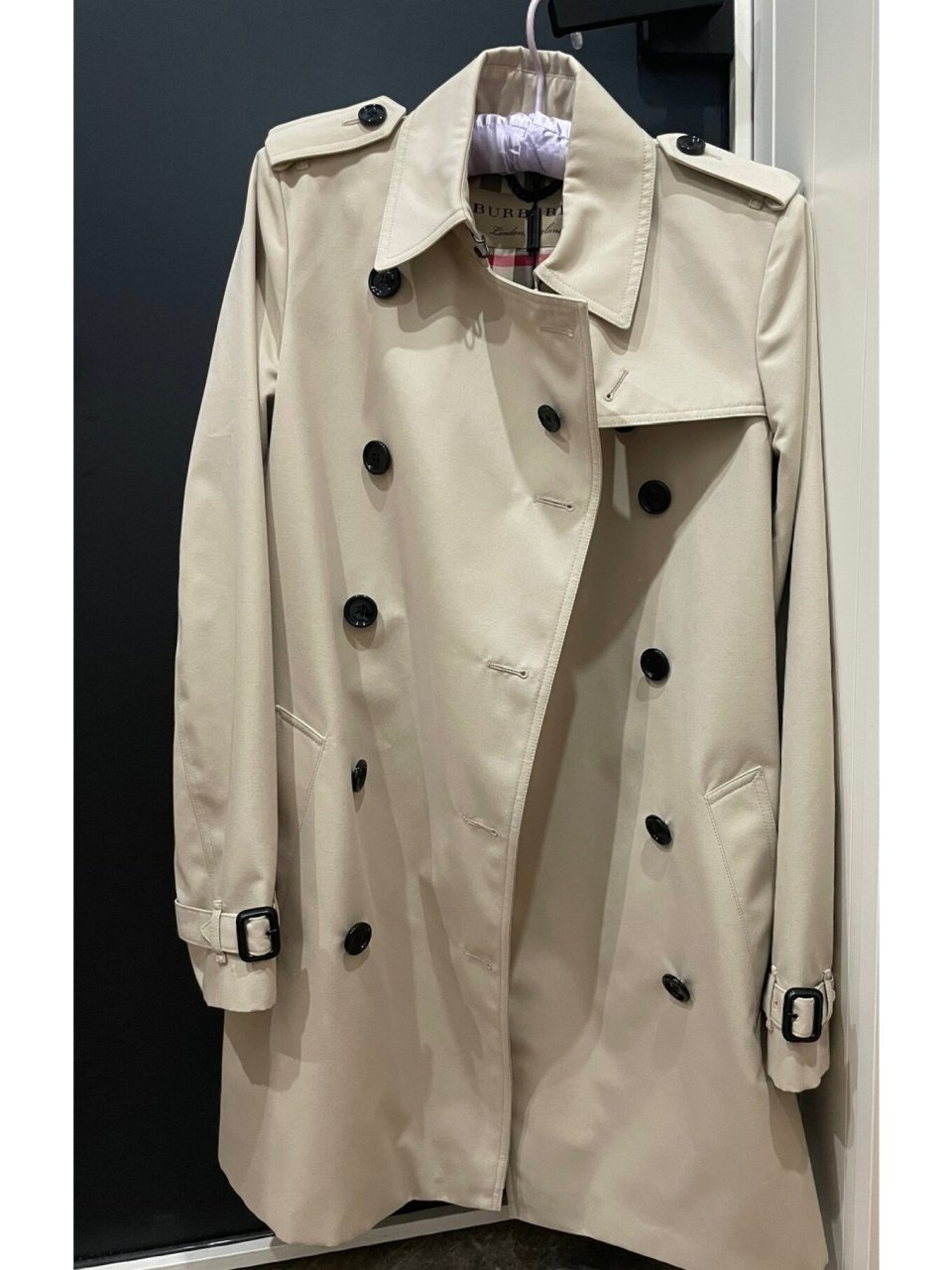 97伦敦出burberry风衣 uk6 全新带吊牌 两个多月前买的 harbourne