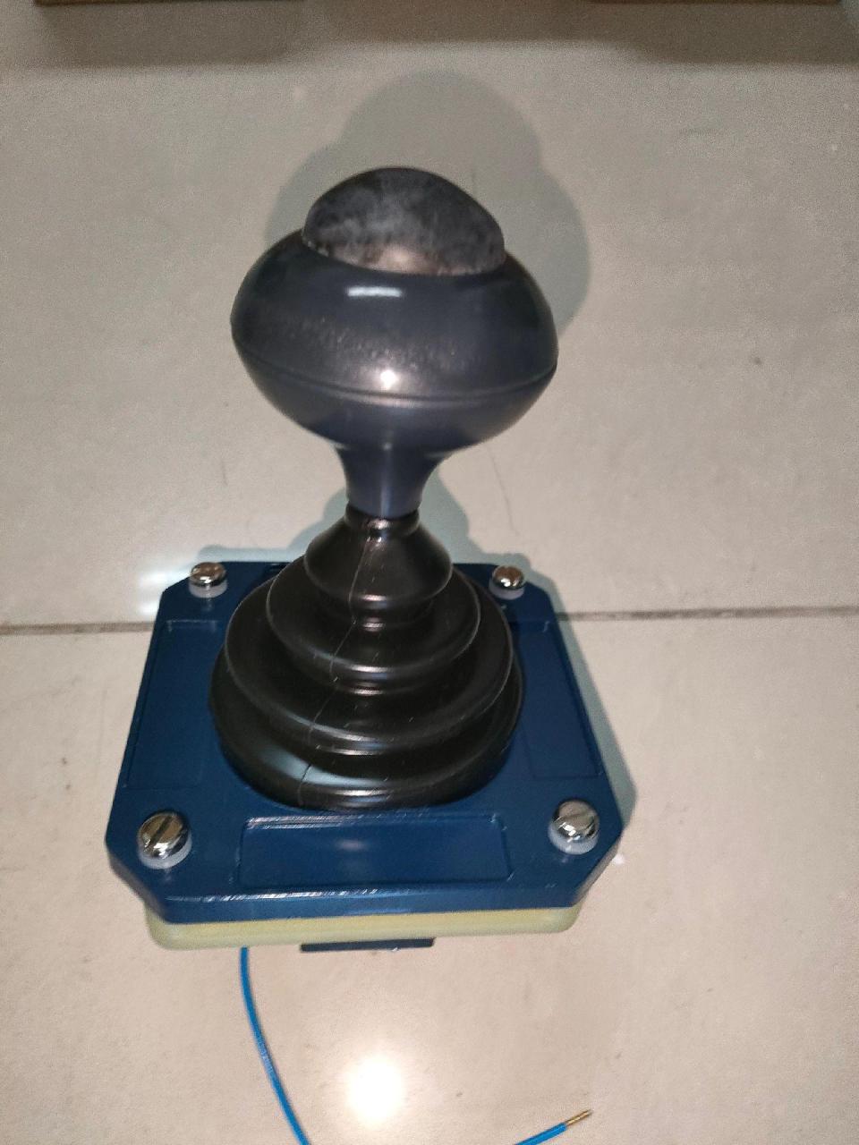 德国施迈赛通用控制开关schmersal十字开关仪器仪表 工业自动化