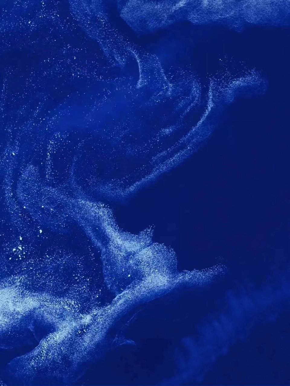 1️⃣美丽的颜色总让人觉得特别心旷神怡,有一种蓝色被誉为理想