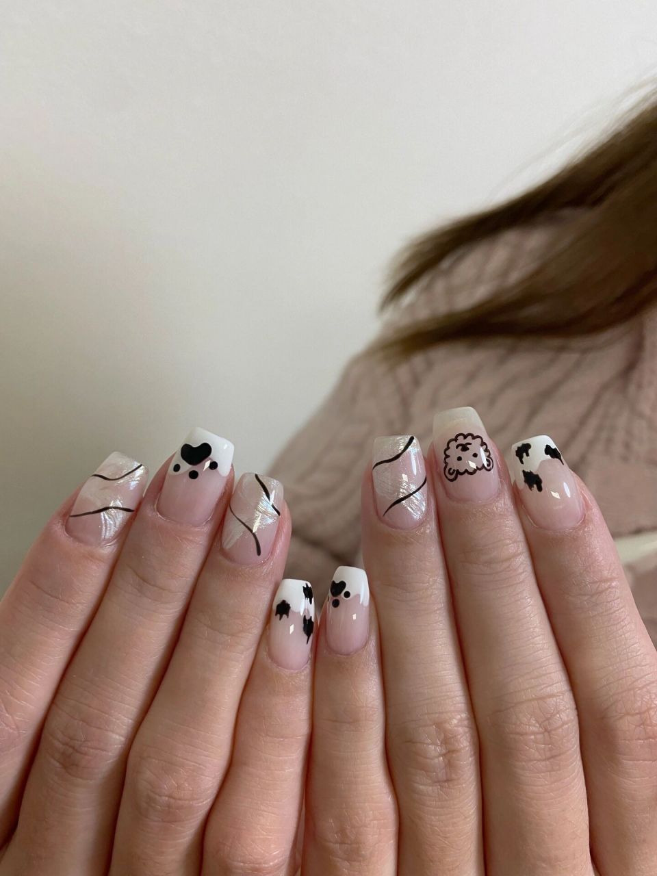 可爱的小狗狗美甲