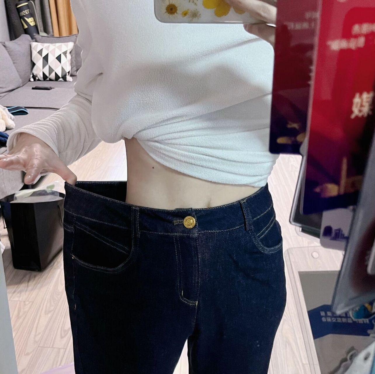 跳绳太费裤子了98去年的裤子全肥了 这就是瘦腰12公分的效果 一根