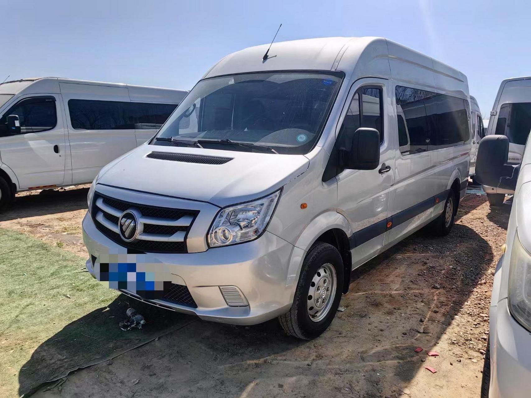 20年福田图雅诺加长版5.99米 七座柴油2.