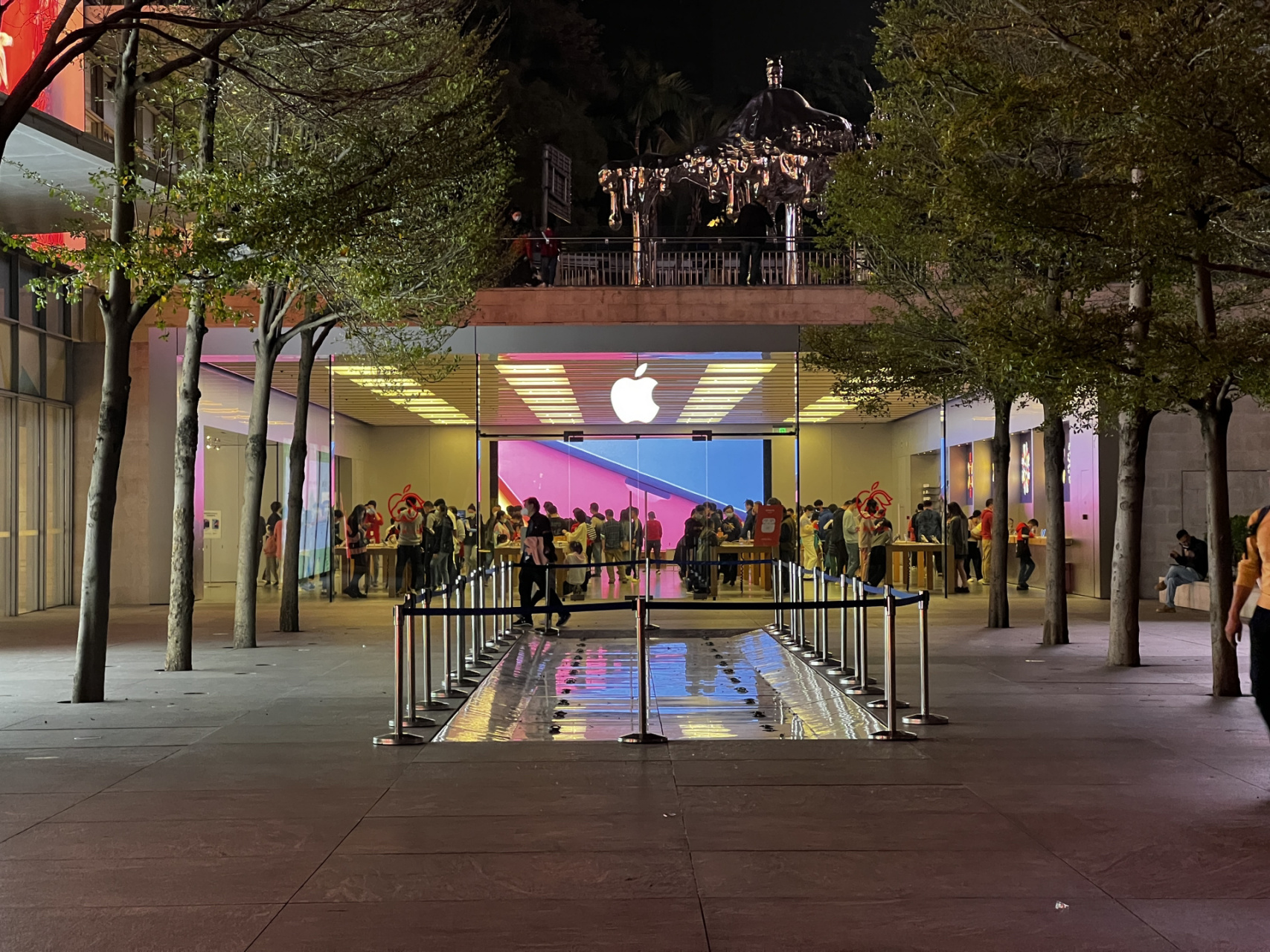 打卡深圳唯一一家apple store直营店 apple深圳益田假日广场(2012年11