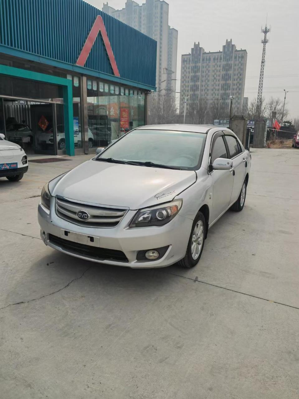 13年比亚迪l3全车原版