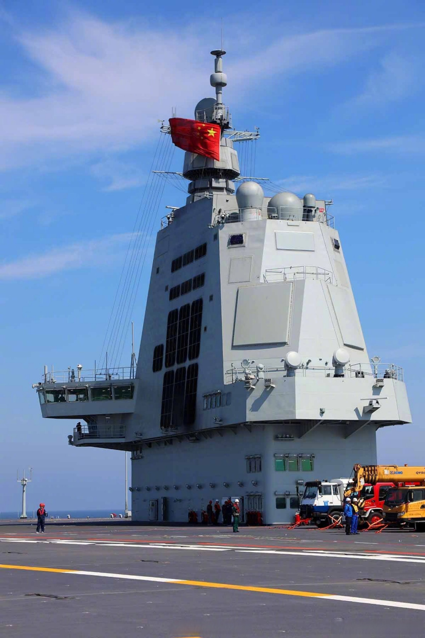 中国军号报道:今天下午,我国第三艘航母福建舰圆满完成为期8天的首次