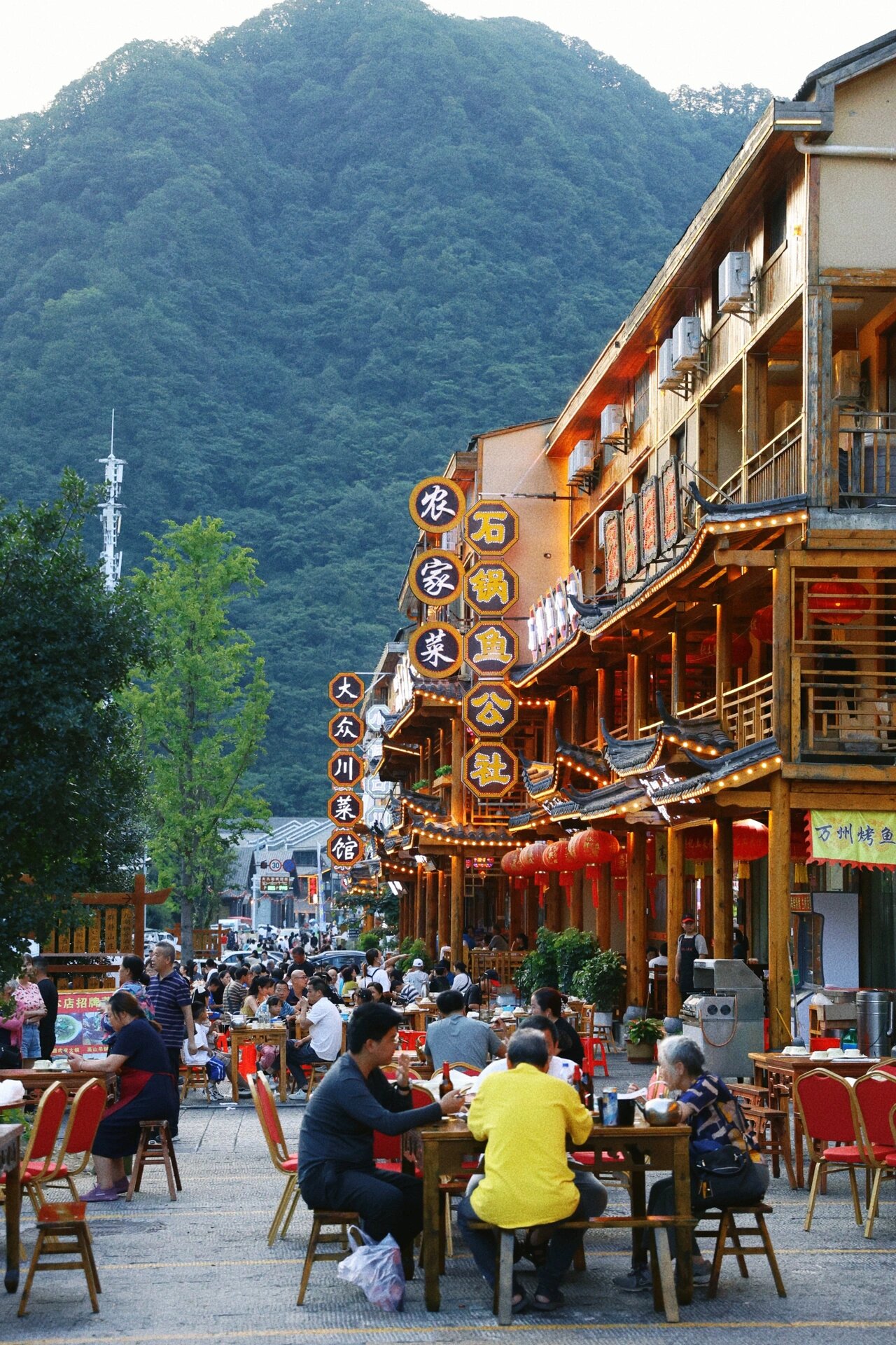 来坪阡古镇度20度的夏天