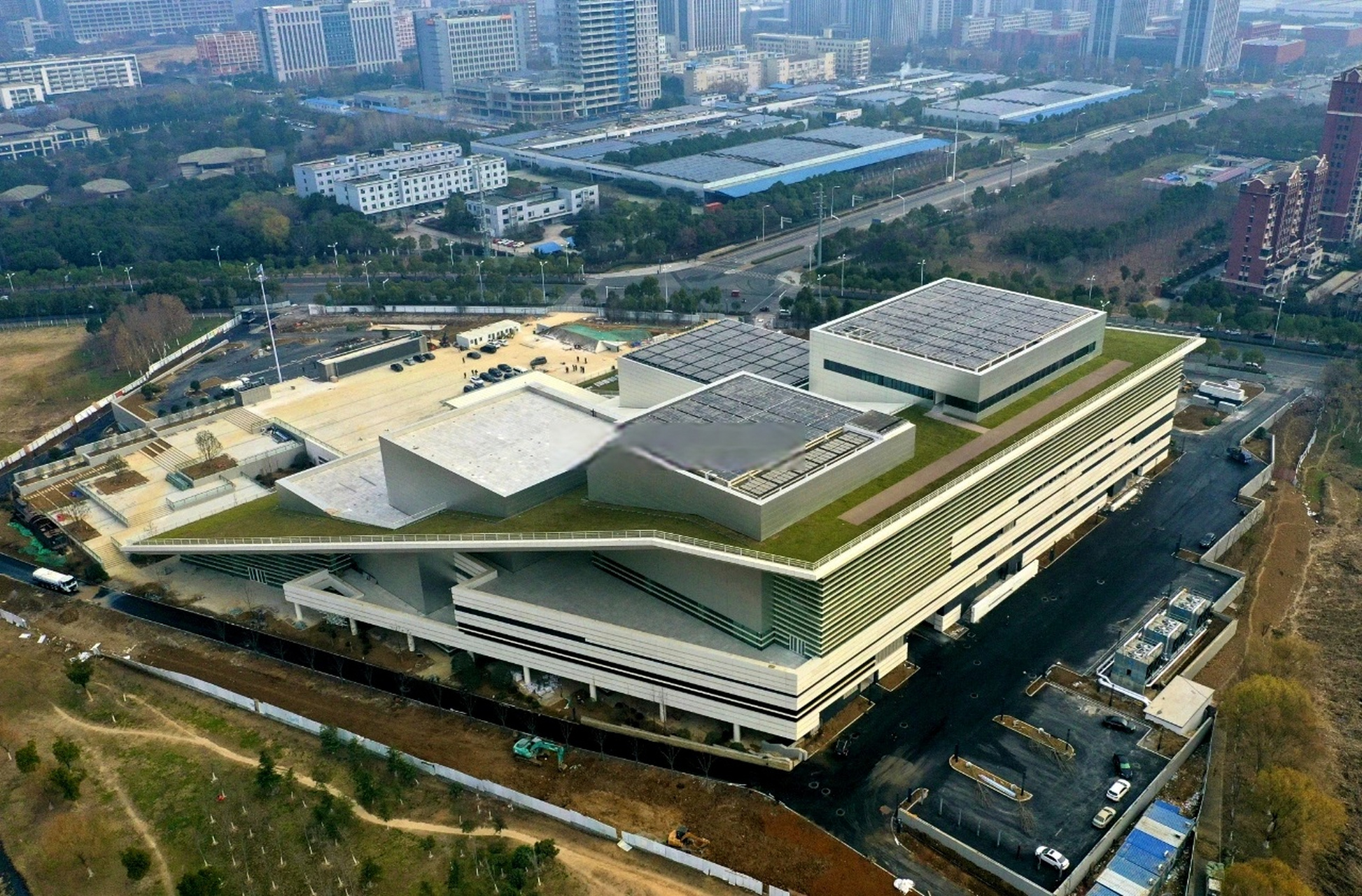 備受市民關注的合肥科技館新館(自然博物館),工程整體順利完工,交付館