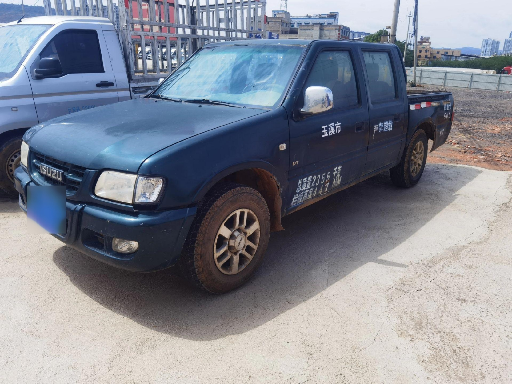 13年上牌五十铃皮卡车,两驱柴油2.