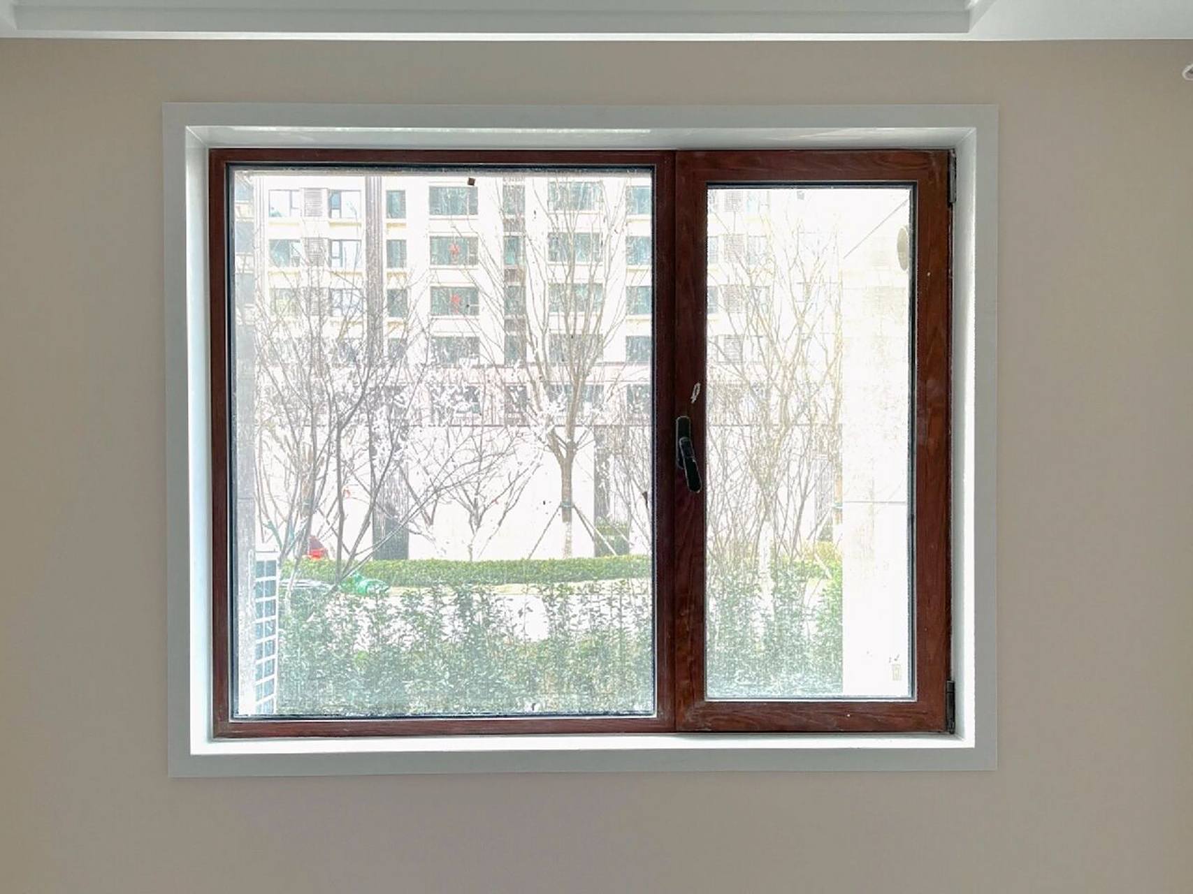 极简风格超爱的大理石窗台包口 四四方方,平平整整,干干净净.