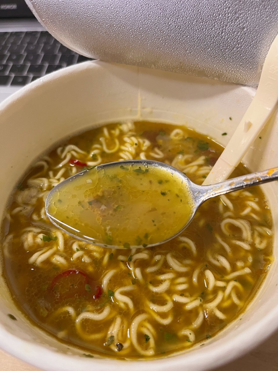 藤娇藤椒牛肉面 我宣布这是我近期最爱的方便面 73统一藤娇藤椒牛肉