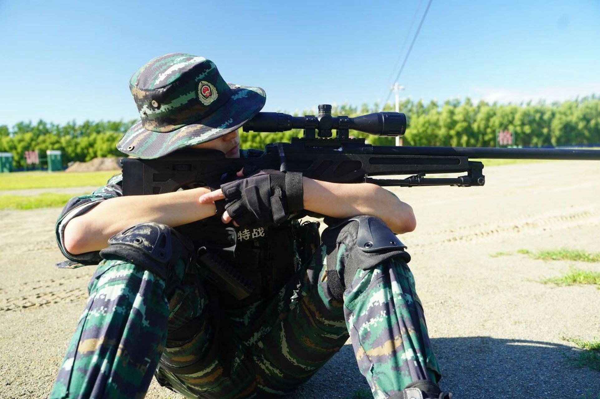 镜头丨武警特战 武警特战尖兵风采(图源:央视网)