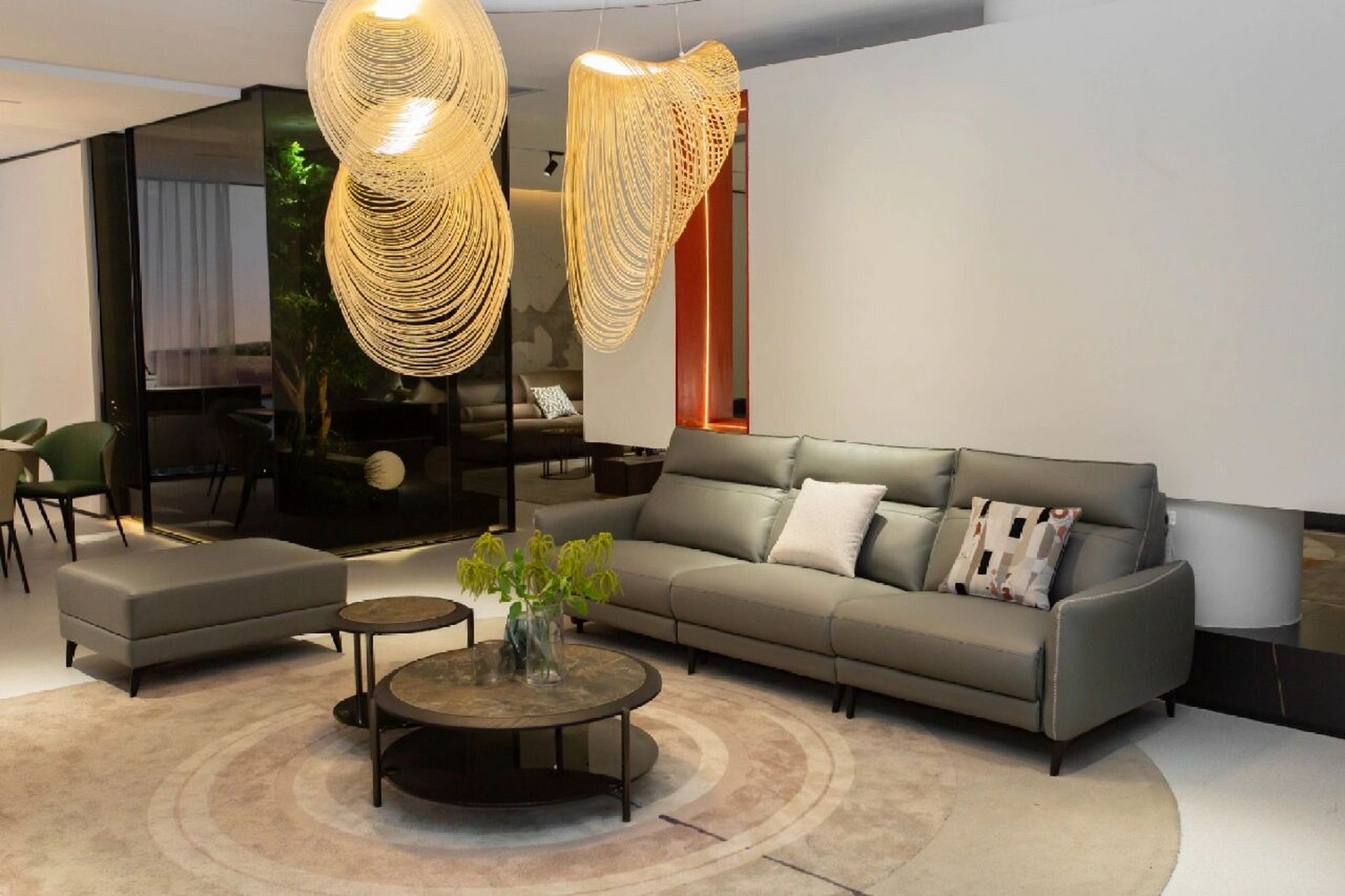 好物推荐 琪辉功能沙发 92这是一款采用现代简约时尚款的功能沙发