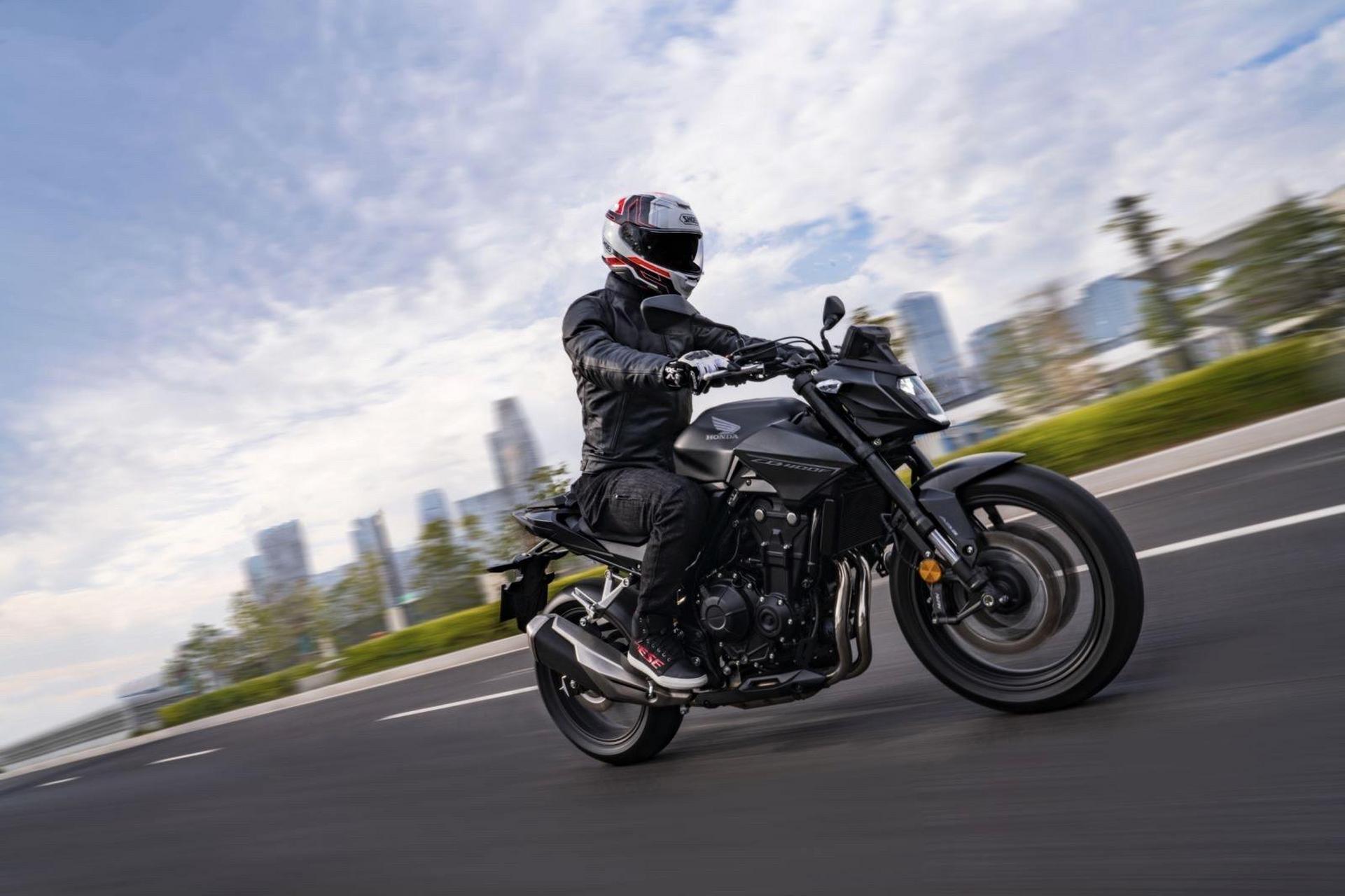 本田新cb400f哪款颜色你最爱?没的选不痛苦,有的选才痛苦!