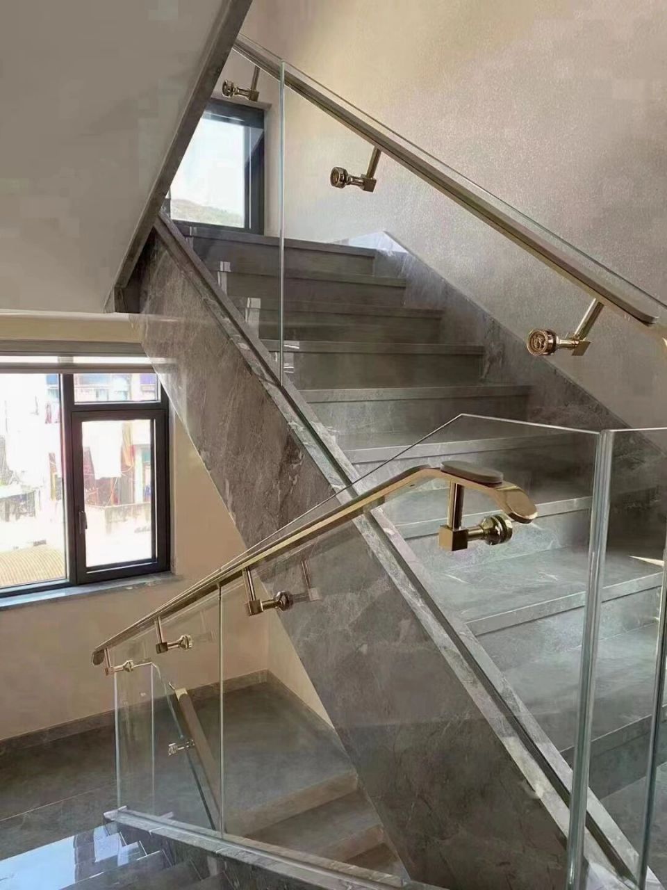 玻璃楼梯扶手