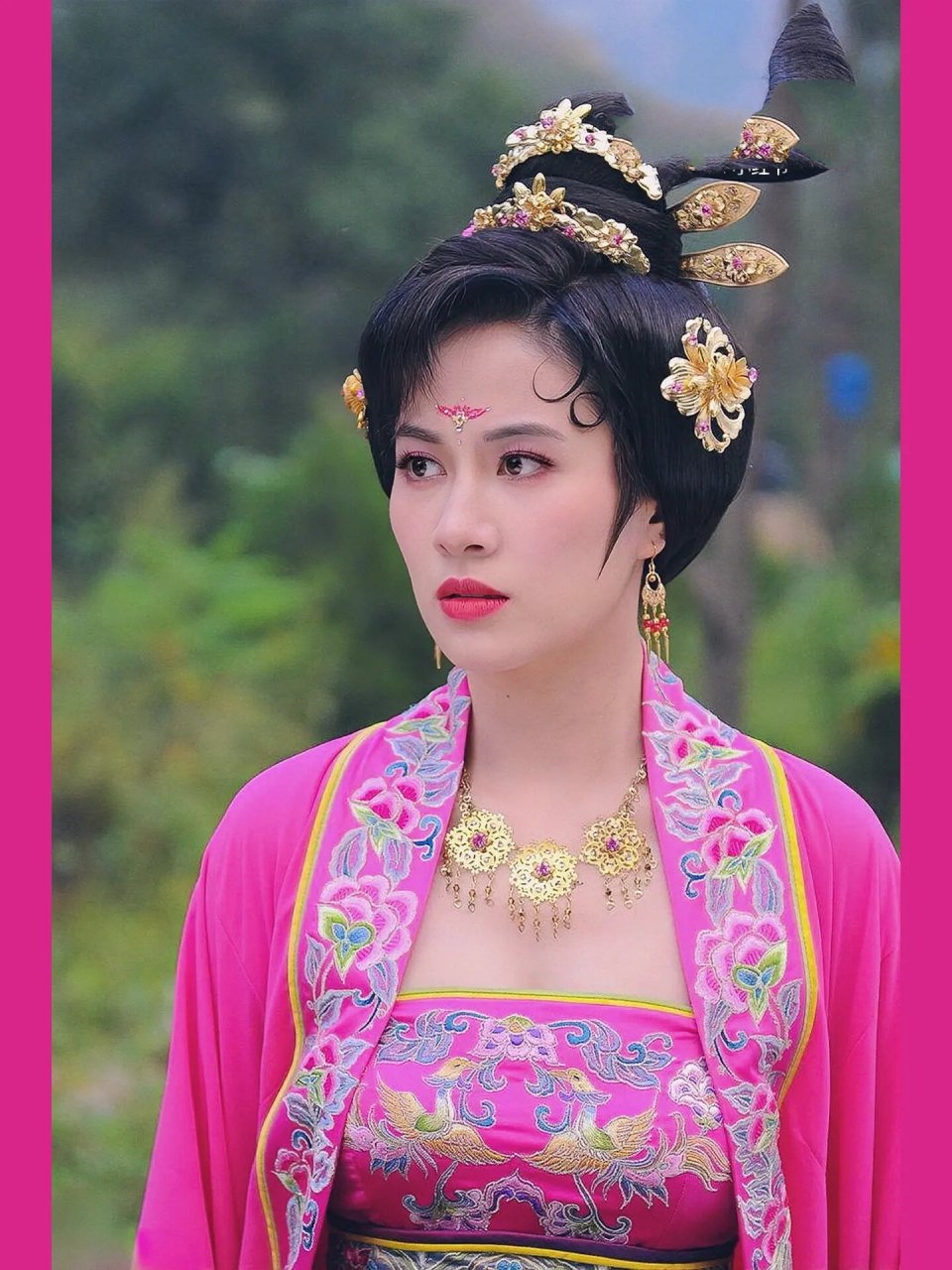 杨贵妃秘史—杨玉瑶 " 想替代自己妹妹杨玉环的位置.