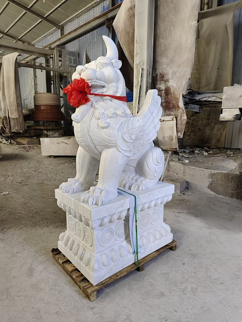 石雕麒麟一对天然汉白玉青石镇宅石麒麟别墅家用门口招财摆件貔貅石雕