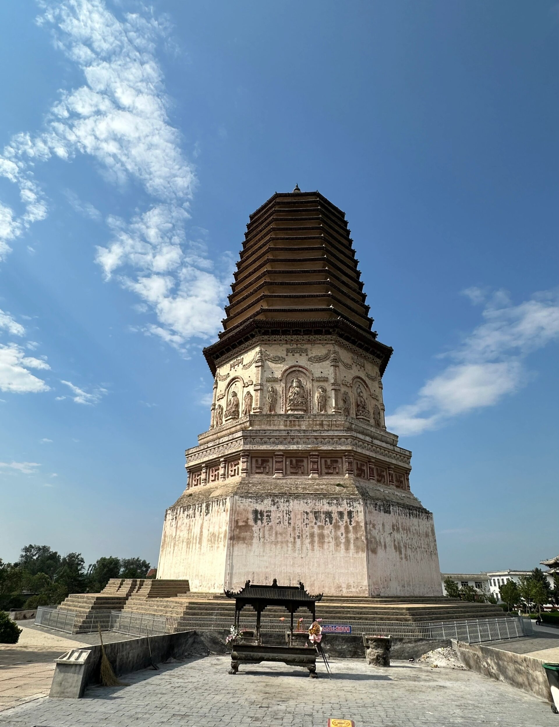 辽中京三塔-大明塔,金代小塔,半截塔