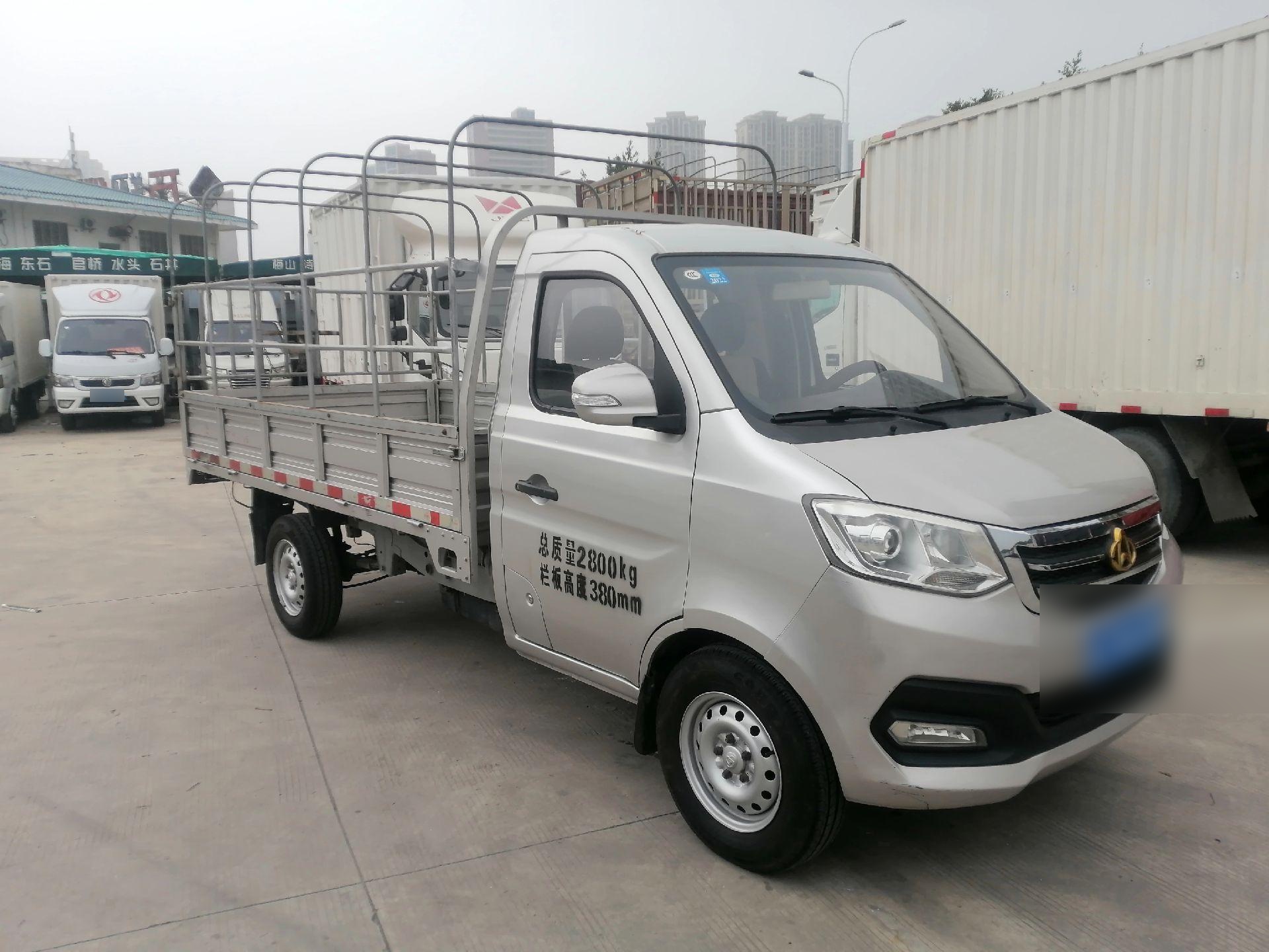 02上牌长安新豹t3单排平板货车,搭载1.