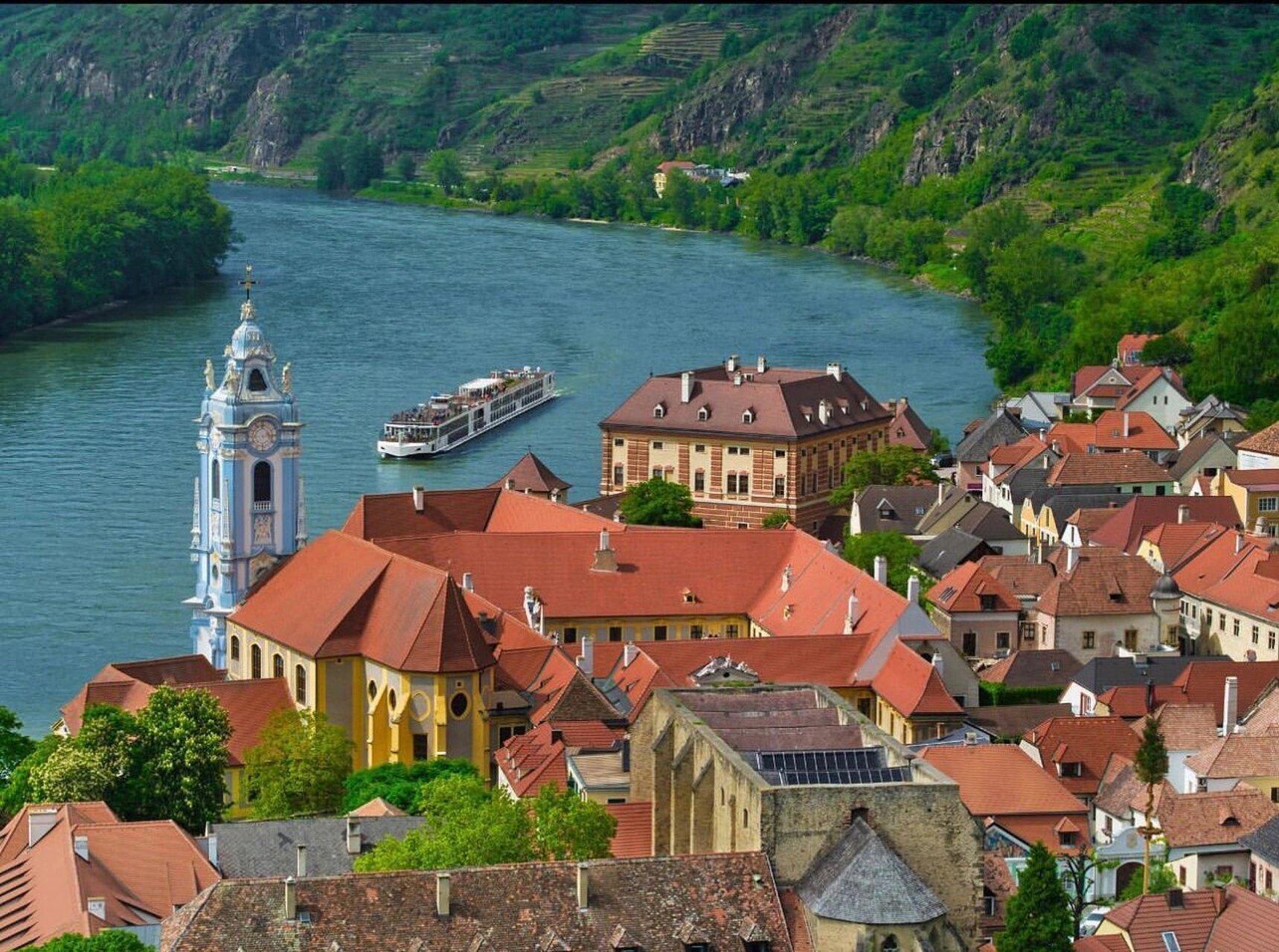 天❗️20天坐邮轮🚢多瑙河 莱茵河玩欧洲8国 ⛴amadeus  🥳